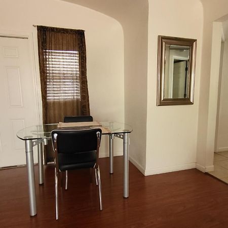 U1 - Entire 2 Bedroom Apt In Dt Phx With Pkg Феникс Экстерьер фото