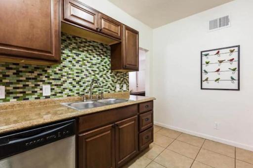 U1 - Entire 2 Bedroom Apt In Dt Phx With Pkg Феникс Экстерьер фото