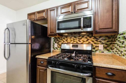 U1 - Entire 2 Bedroom Apt In Dt Phx With Pkg Феникс Экстерьер фото