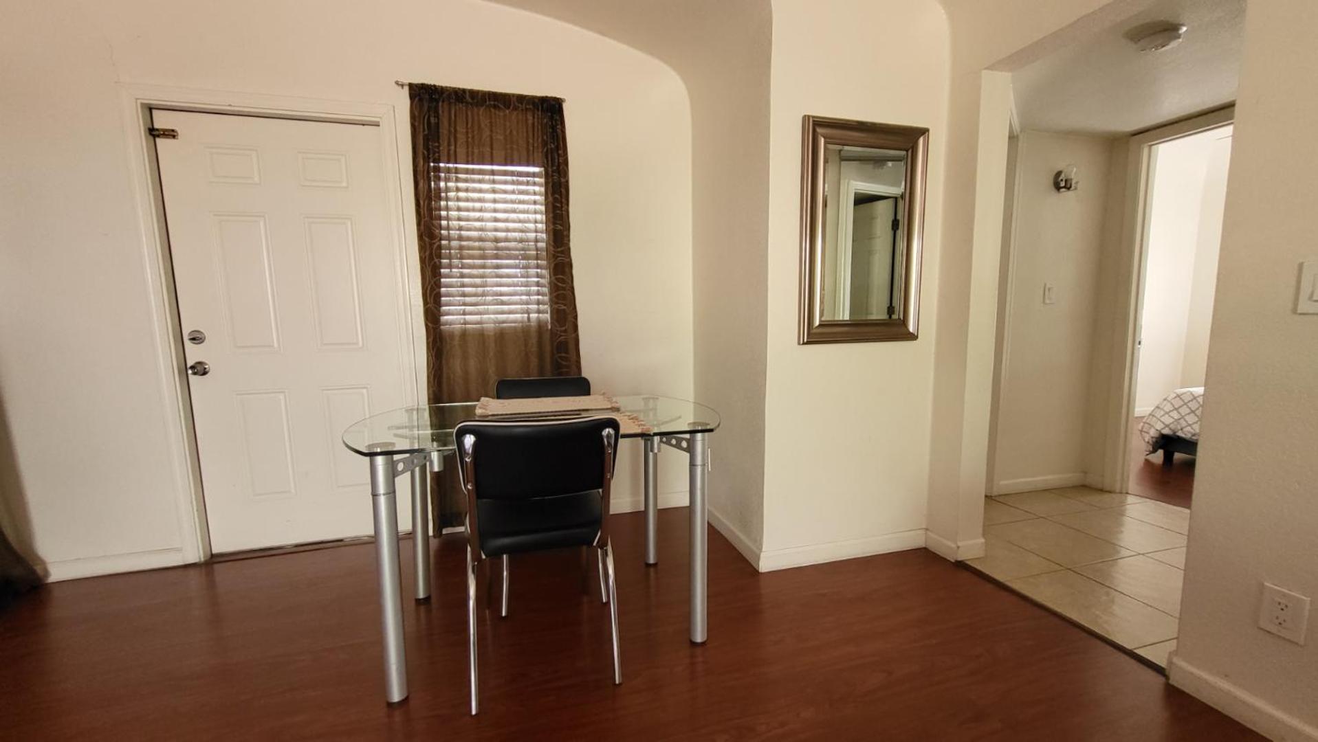 U1 - Entire 2 Bedroom Apt In Dt Phx With Pkg Феникс Экстерьер фото